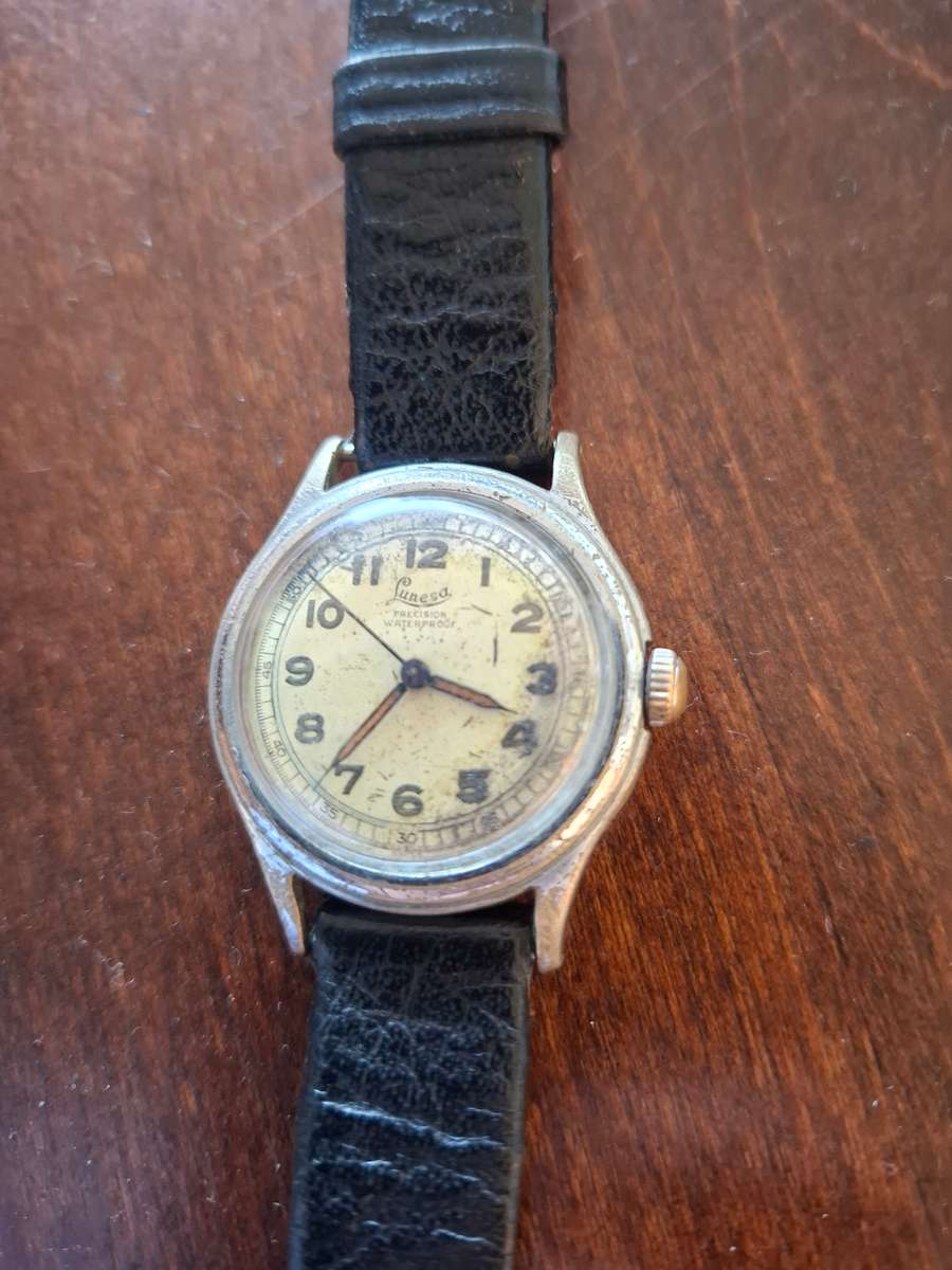 Vintage Lunesa Watch(Faulty)
