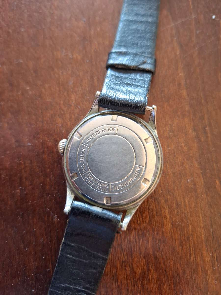 Vintage Lunesa Watch(Faulty)