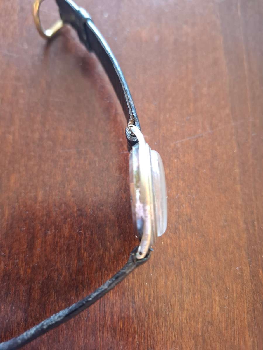 Vintage Lunesa Watch(Faulty)