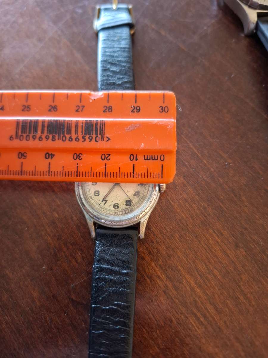 Vintage Lunesa Watch(Faulty)