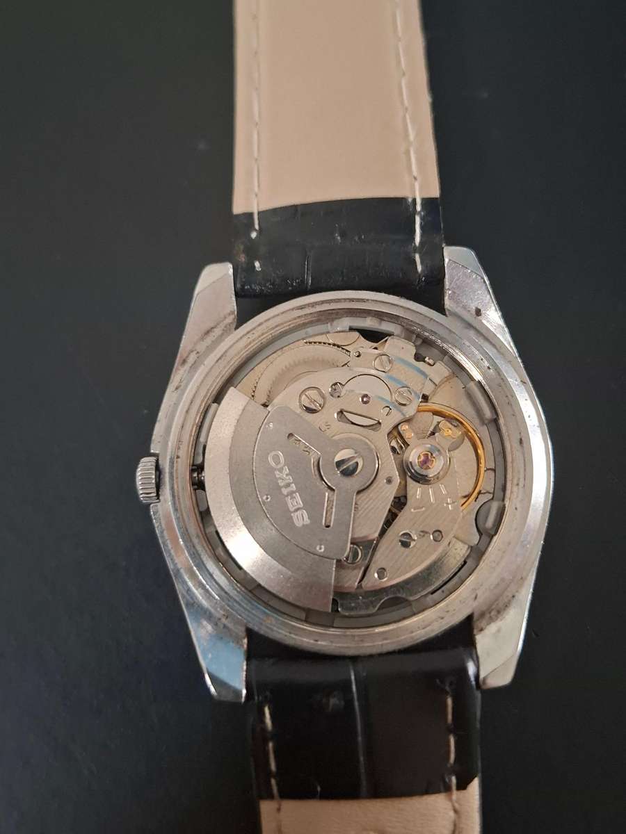 Faulty Seiko Watch(Runs and Stops)