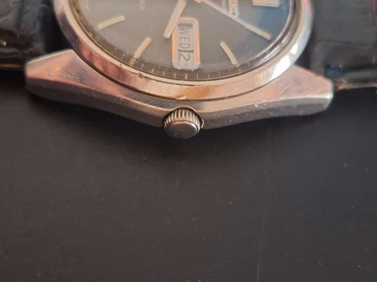 Faulty Seiko Watch(Runs and Stops)