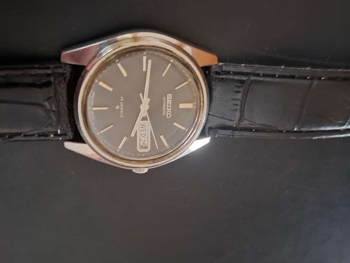 Faulty Seiko Watch(Runs and Stops)