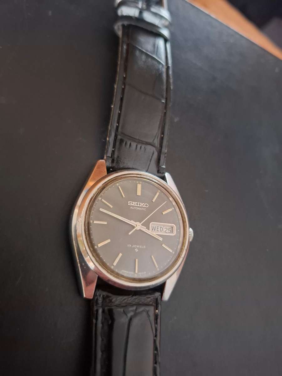 Faulty Seiko Watch(Runs and Stops)