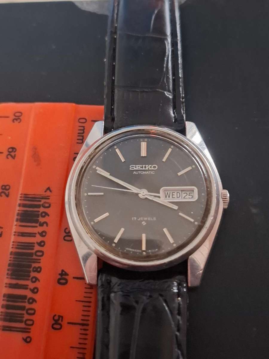 Faulty Seiko Watch(Runs and Stops)