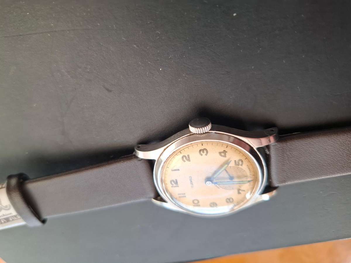 Vintage Watch(Faulty)
