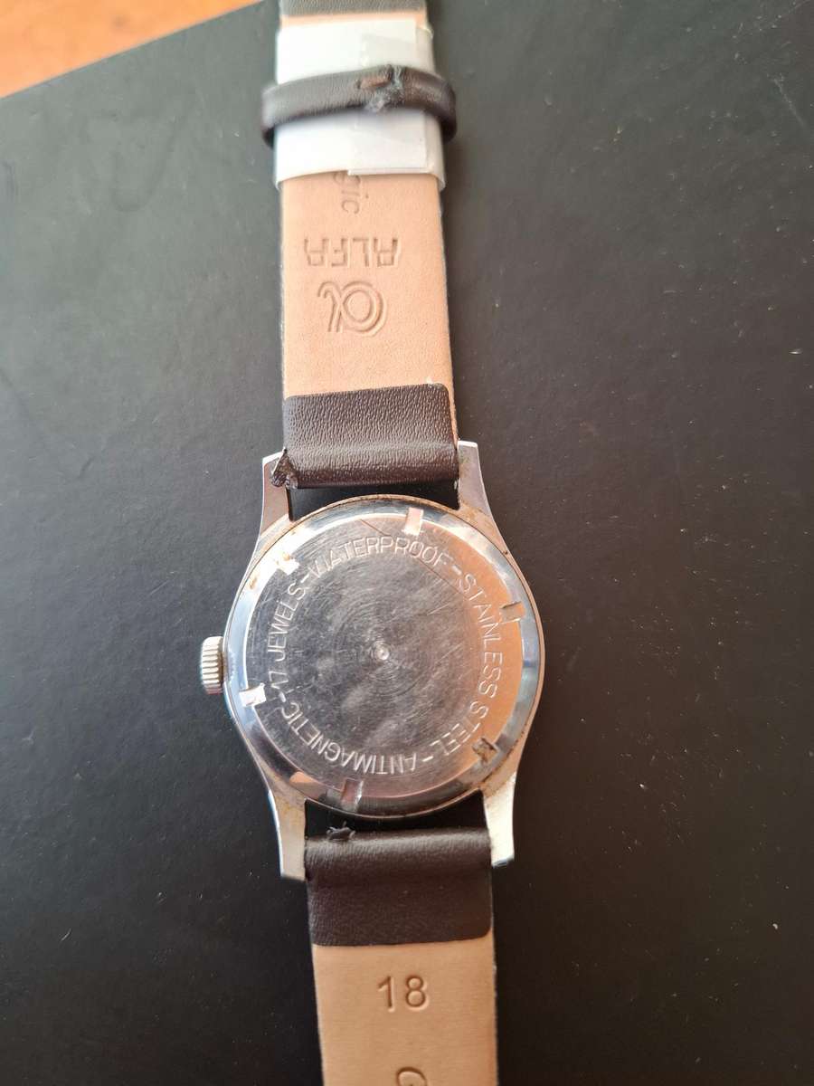 Vintage Watch(Faulty)
