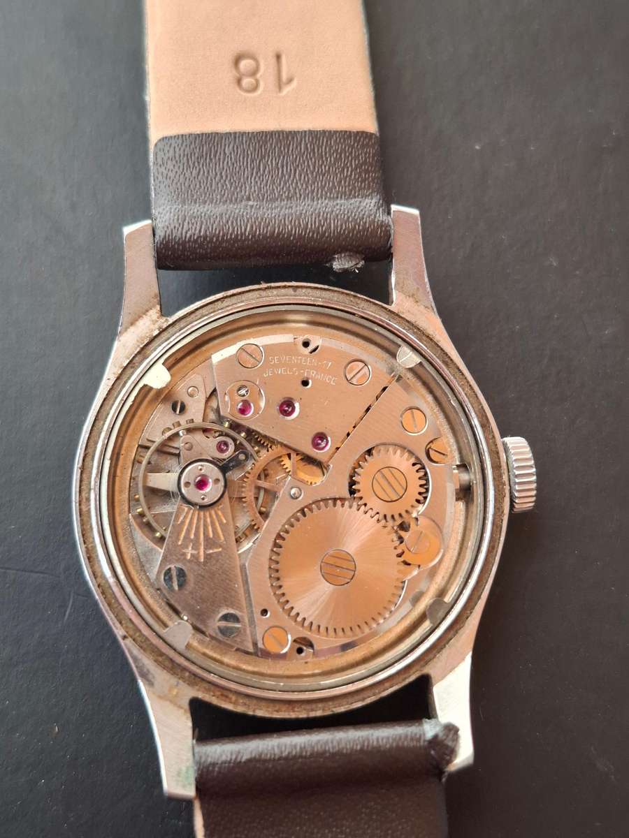 Vintage Watch(Faulty)