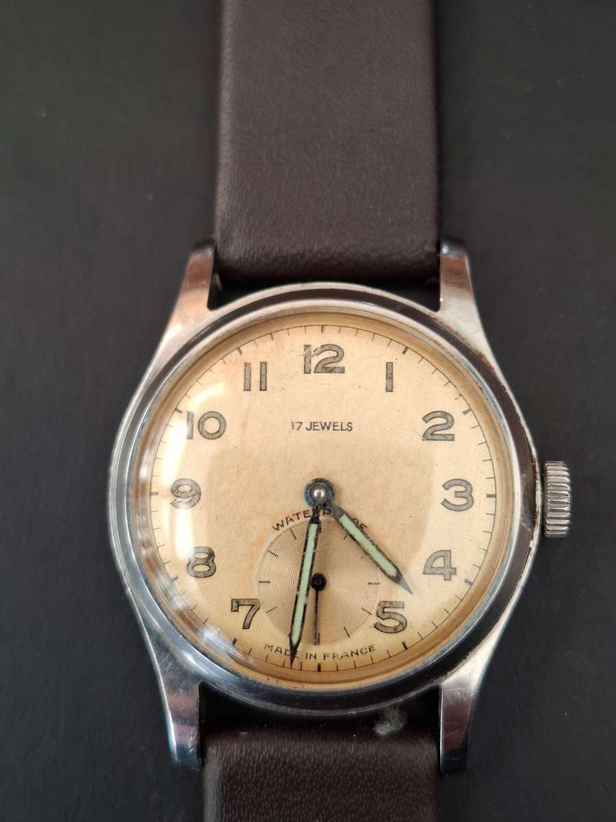 Vintage Watch(Faulty)