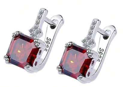Riza Earrings, Garnet Coloured With Clear Rhinestones, Sliver Alloy Stamped 925, 14mm, 2pc