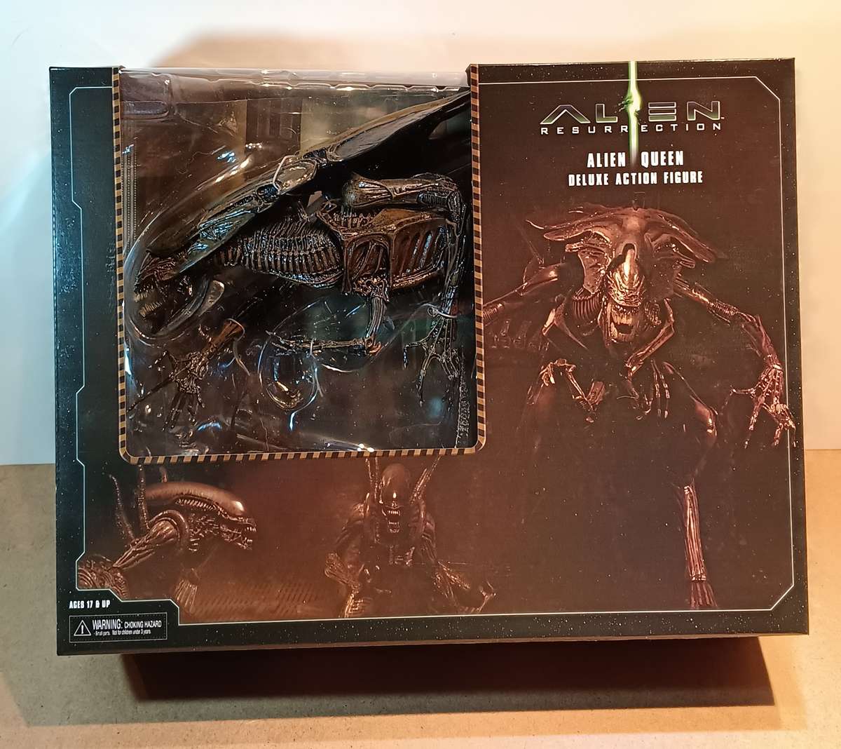 NECA Alien Resurrection Deluxe Alien Queen Action Figure - BRAND NEW - Sealed in Packaging