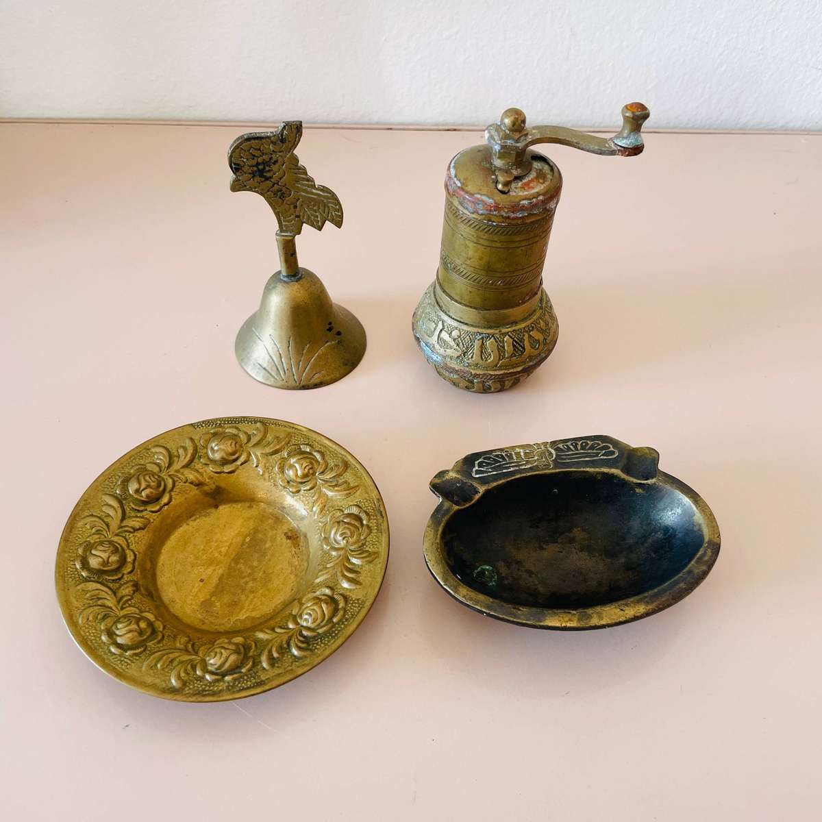 Lot brass items
