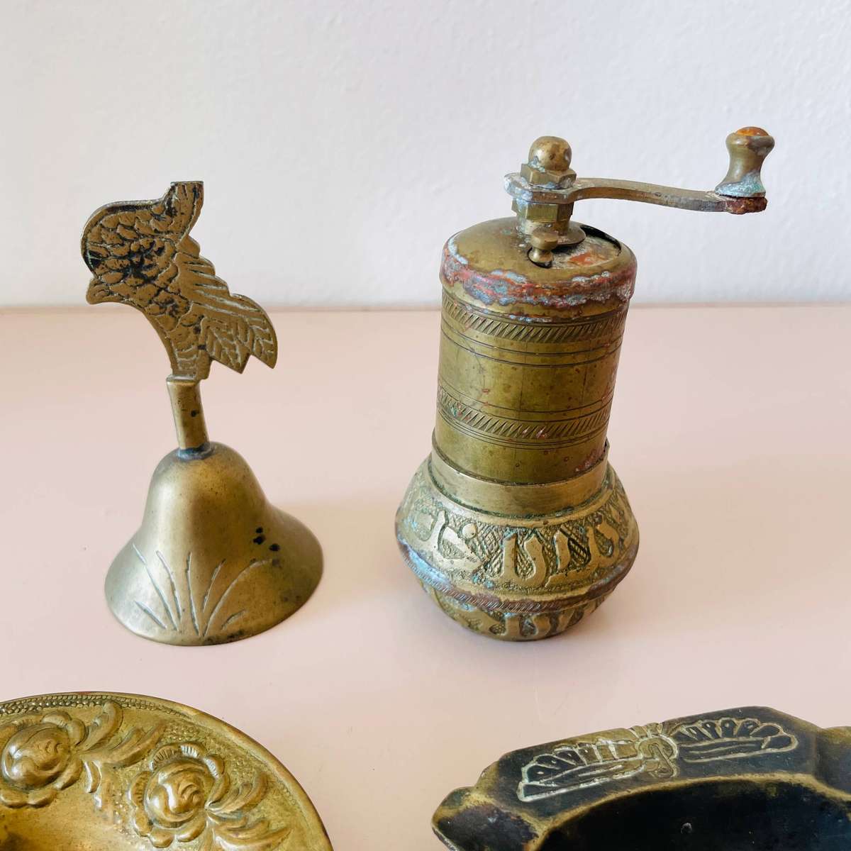 Lot brass items