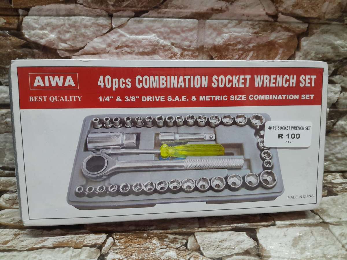 AIWA 40 PCS Automobile Motorcycle Tool Box Set Socket Wrench