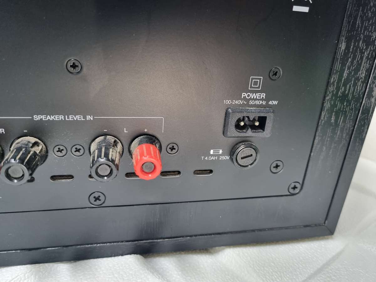 BOWERS & WILKINS ASW610 subwoofer