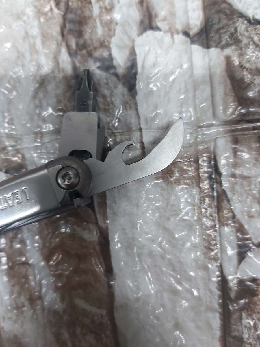 LEATHERMAN WAVE+ SILVER--GREAT BUY