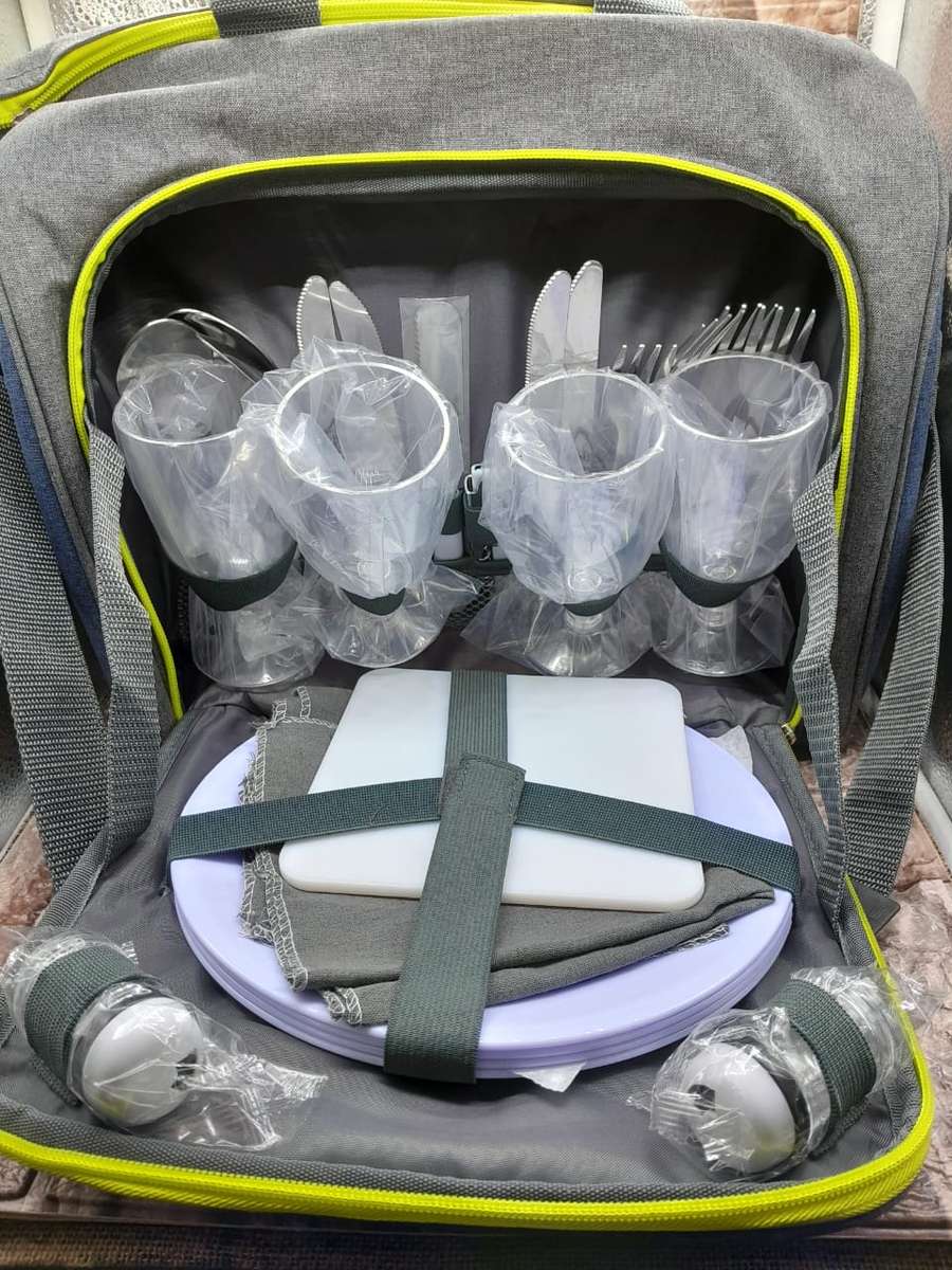 Bush Baby Retro 4 Person Picnic Bag