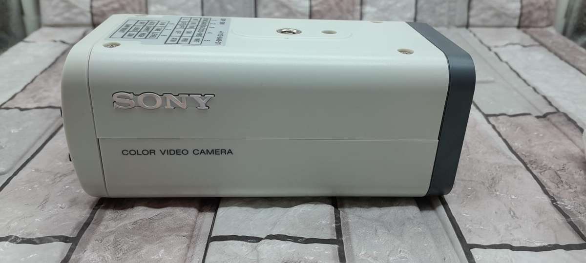 SONY COLOR VIDEO CAMERA
