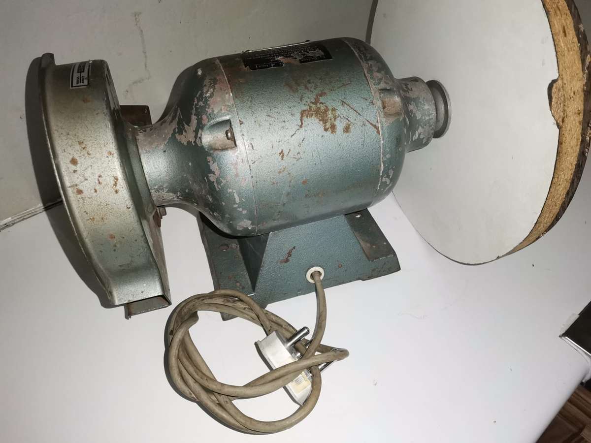 ELEPHANT BENCH HEAVY DUTY BALL BEARING--- A MUST HAVE