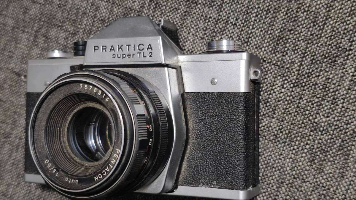 Practical Super TL2 camera