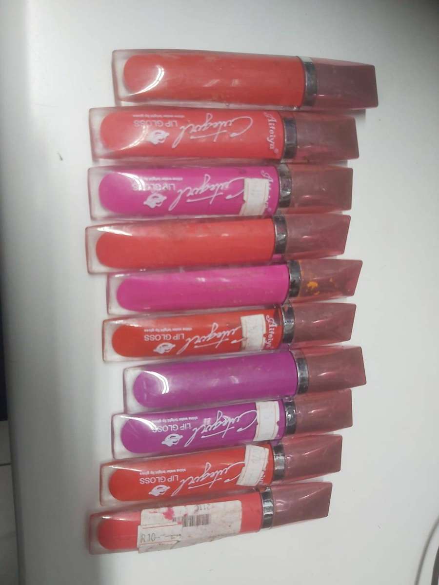 GLOW LIPSTICK ASSORTED 10 PCS---LOT07
