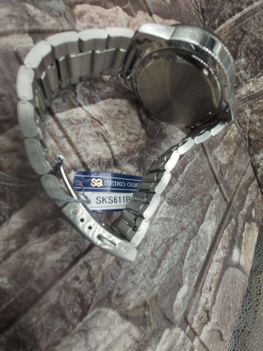 Seiko Analog BLACK Dial Men's Watch-SKS611P1--WATCH CASING