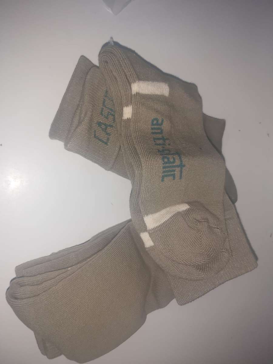 SILVER SAFE SOCKS Olive Green ---ANTI BACTERIAL SOCKS--1PAIR---CASCO