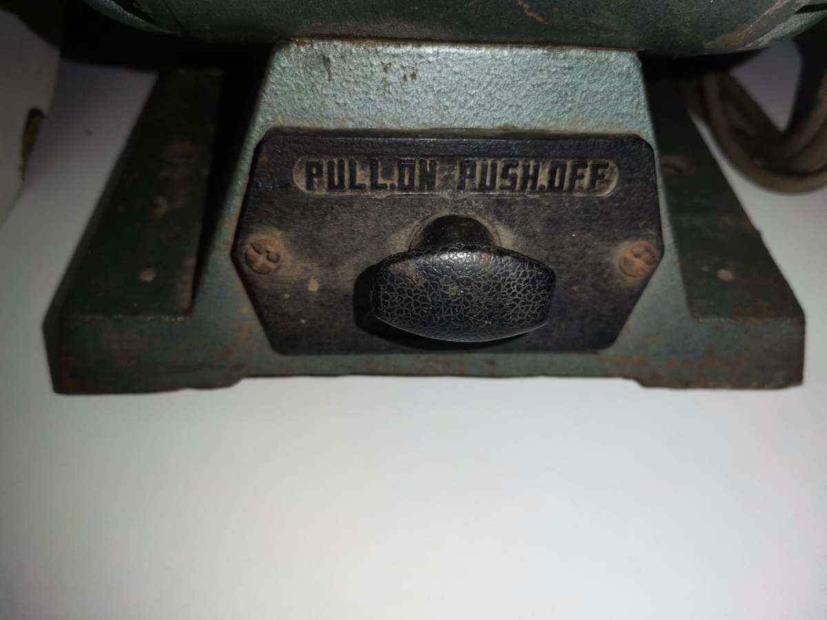 ELEPHANT BENCH HEAVY DUTY BALL BEARING--- A MUST HAVE