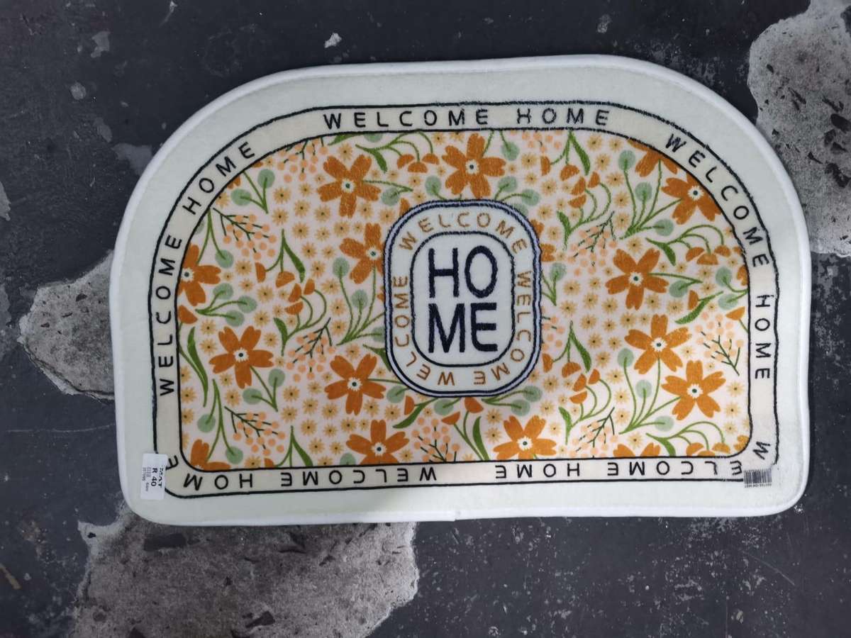 Assorted colors welcome mats
