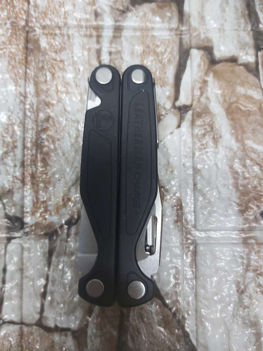 Leatherman Charge +--- STYLISH DESIGN--BEST BUY Tools