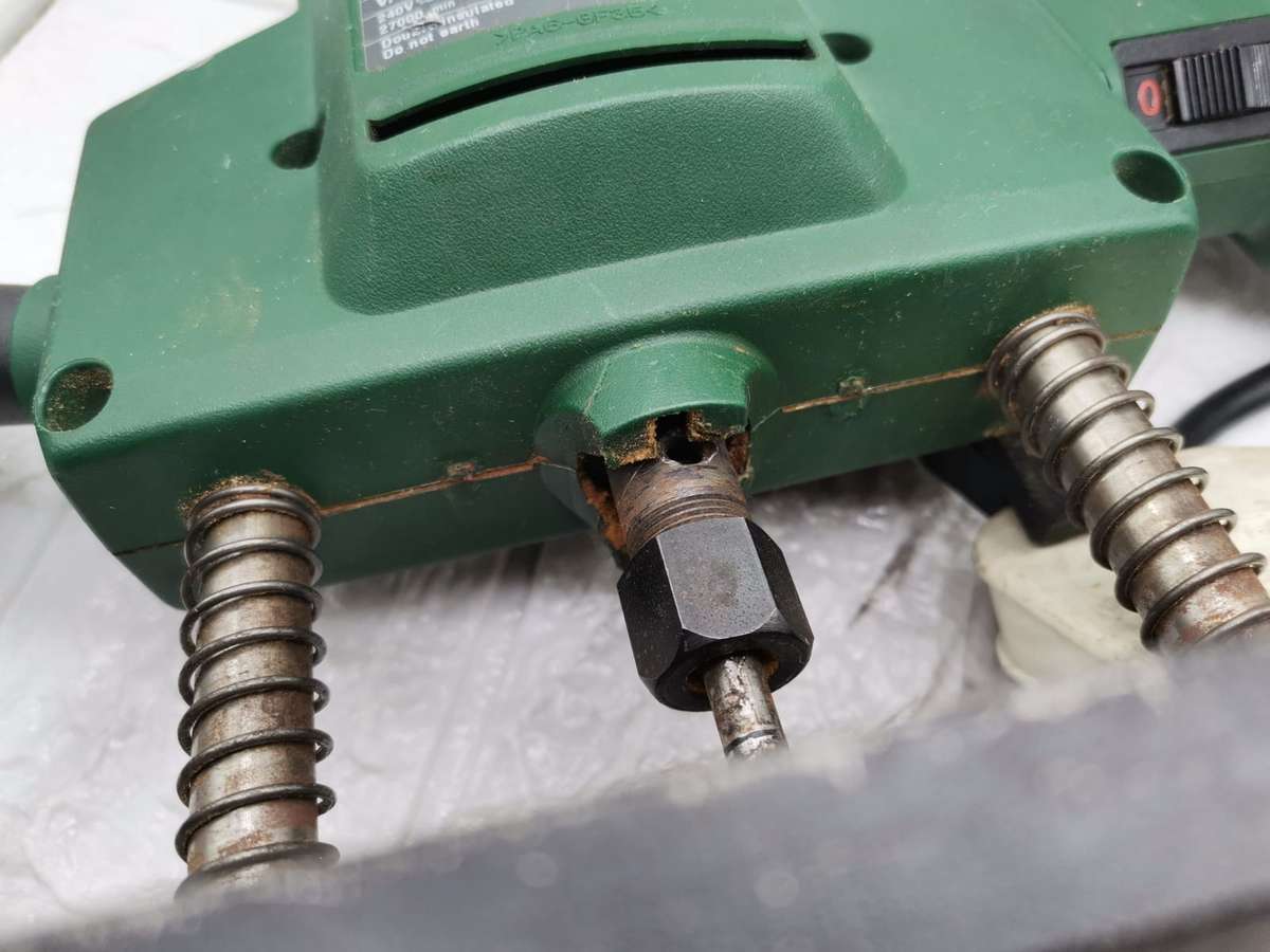 Bosch Pof 400 400W Route SCINTILLA SA V/96249 ---WORKS 100%