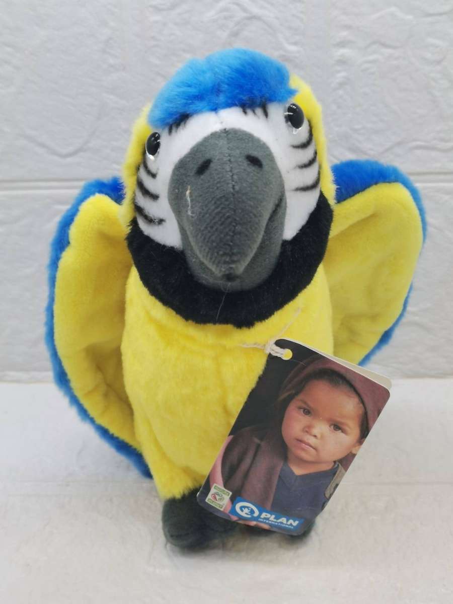 PLUSH TROPICAL PARROTS ARA MACAO National Geographic PLUSH DOLL