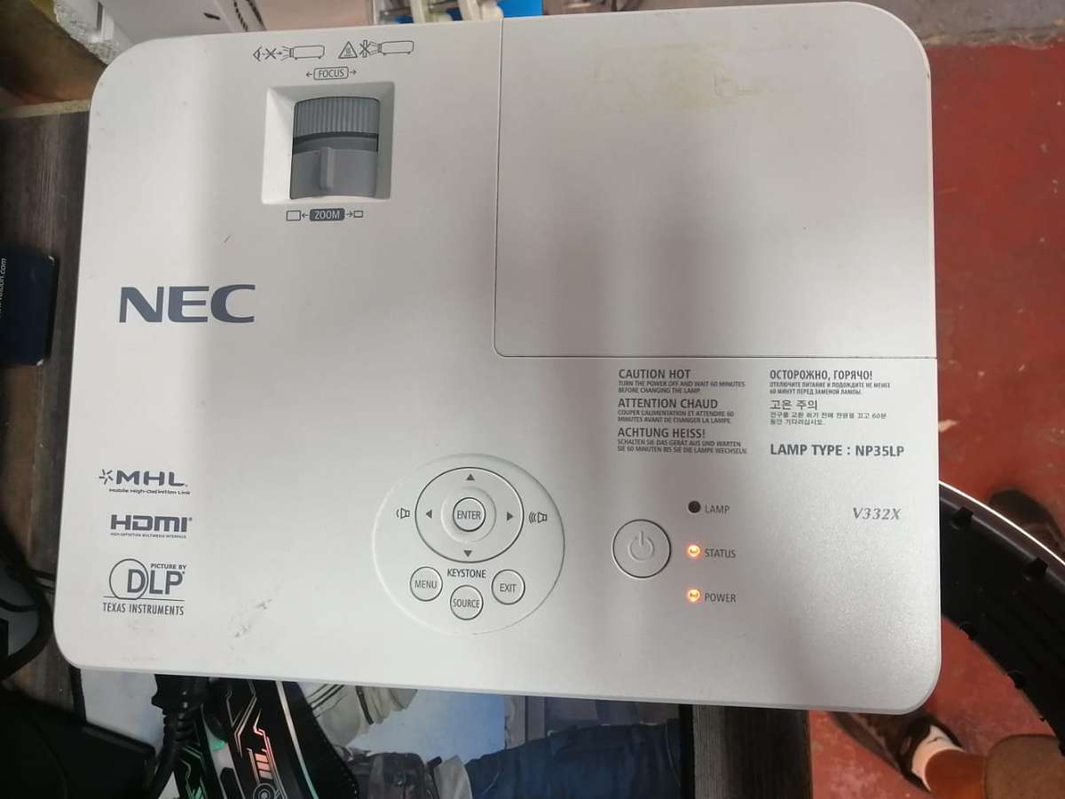 NEC PROJECTOR HDMI-MHL-DLP V332X--GET IT THIS WEEKEND