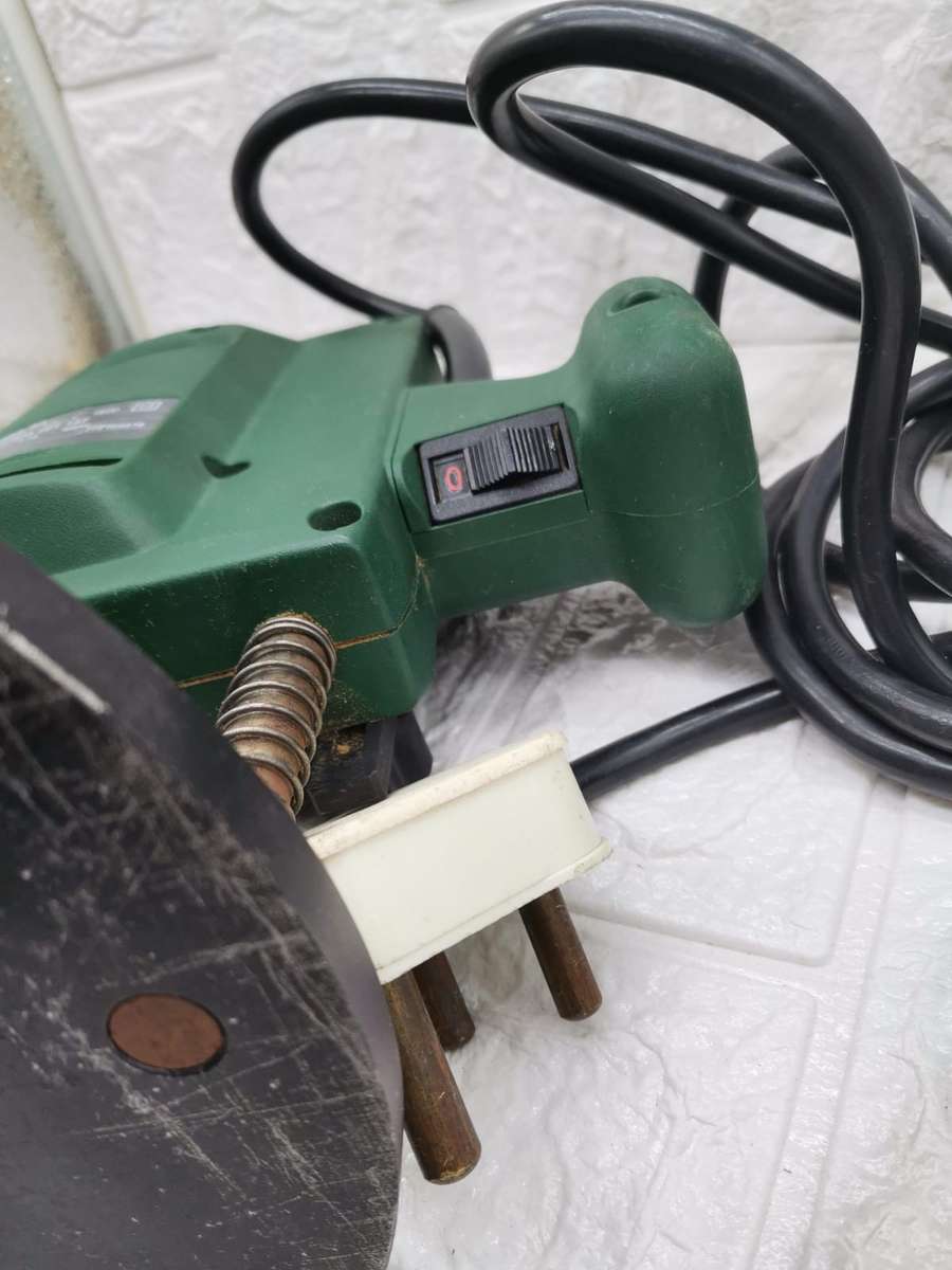 Bosch Pof 400 400W Route SCINTILLA SA V/96249 ---WORKS 100%