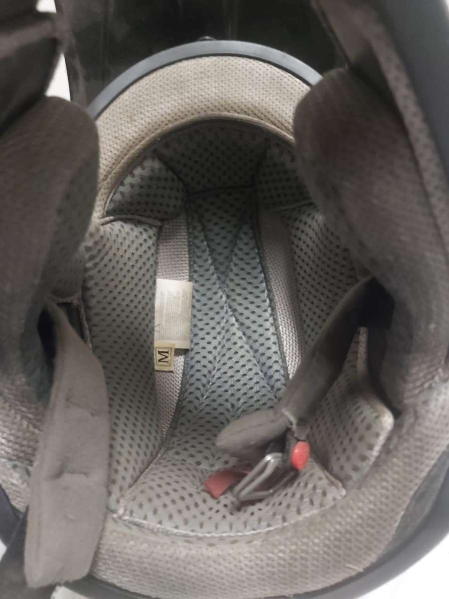 MOTORBIKE HELMET BLACK WITH VISOR