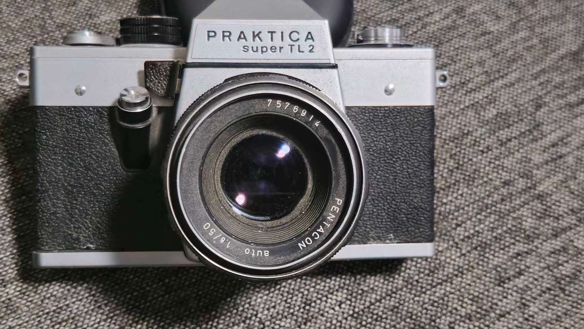 Practical Super TL2 camera