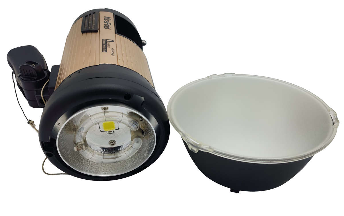 nflash 680A NiceFoto Battery Powered Outdoor Flash 600W - Pre-Owned