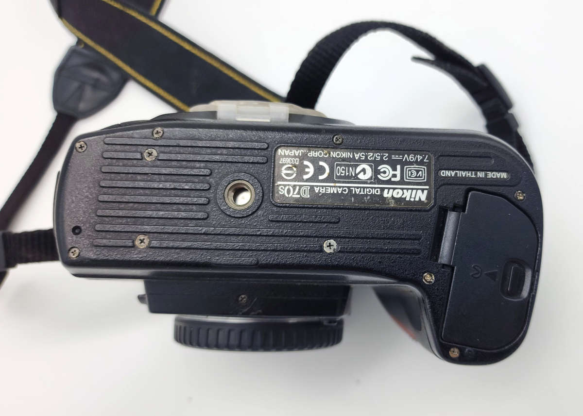 Nikon D70s (Pre Owned)