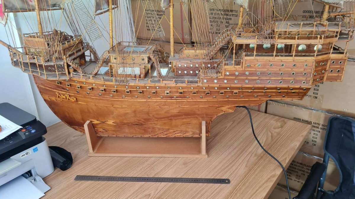 1.7m Portuguese carrack model