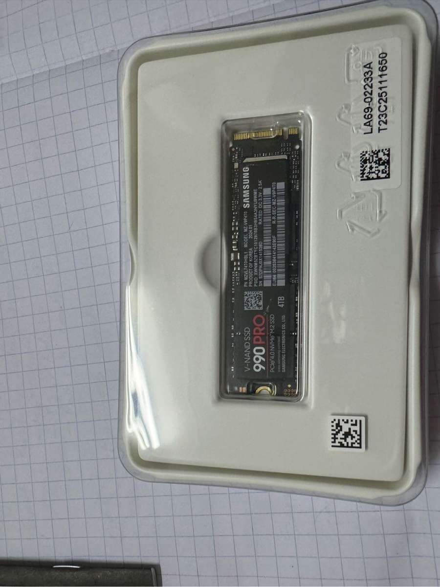 4TB Samsung 990 Pro Nvme