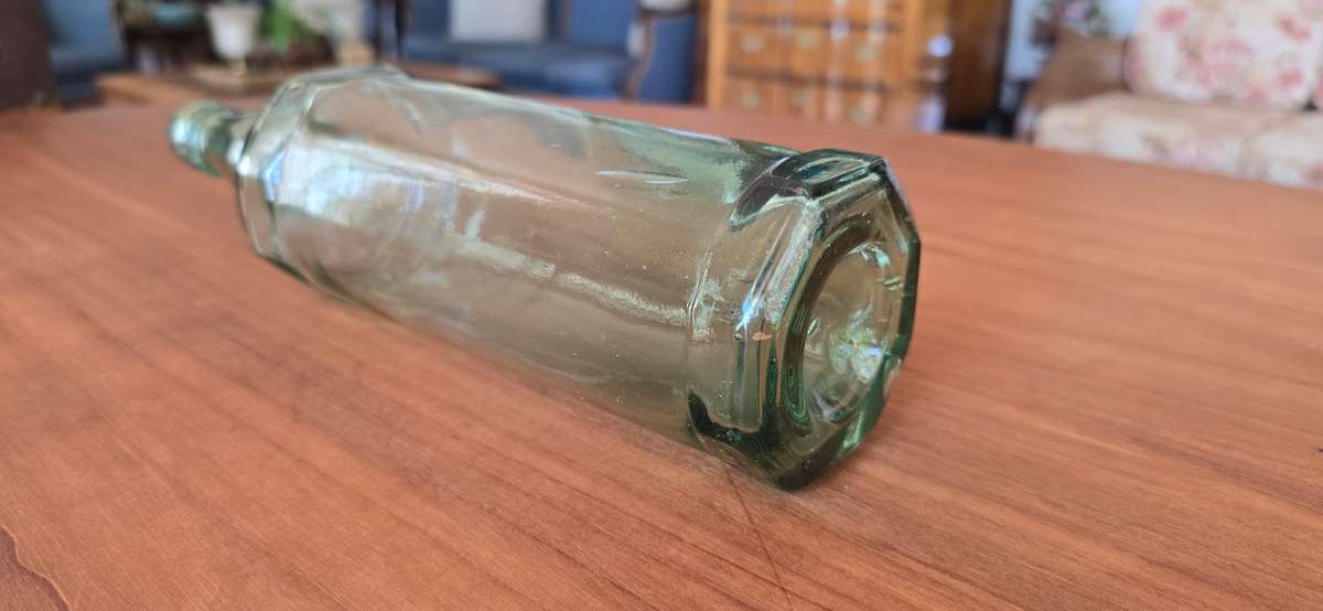 Rare, Antique Z.A.R Hatherley Distillery Bottle  Pre-1902 Africana Rarity"