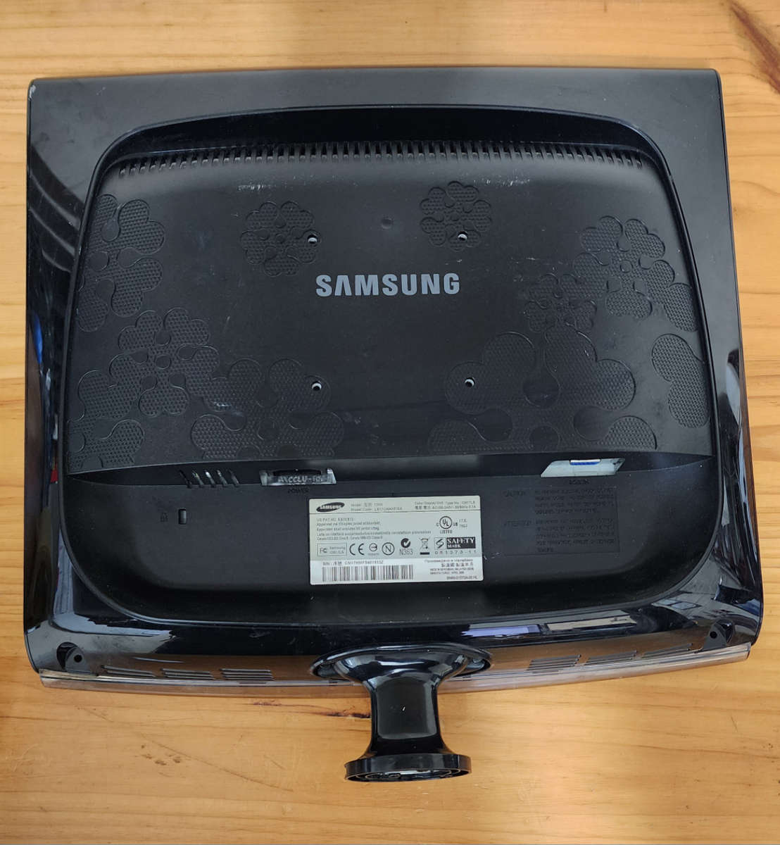 One Lot containing 2 x Samsung VGA Monitors - Working (No Stands or Cables - See Description)
