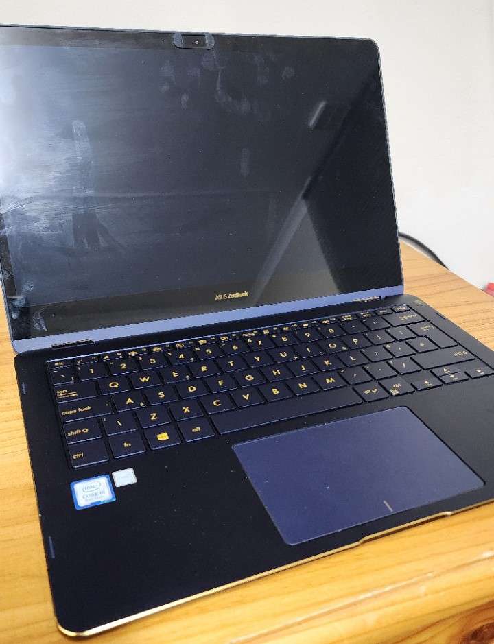 One Lot containing 2 x Asus Notebooks (Semi-Working) - See Description