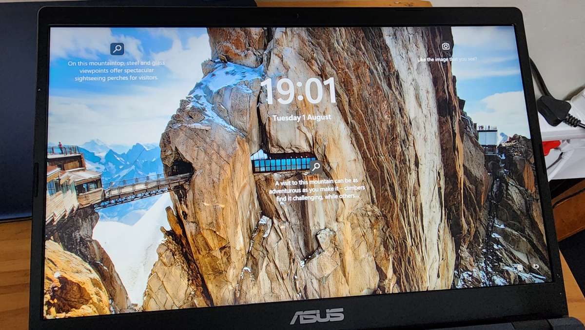 One Lot containing 2 x Asus Notebooks (Semi-Working) - See Description