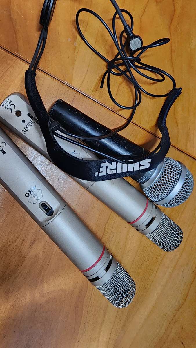One lot of AKG & Shure Microphones ***READ DESCRIPTION***