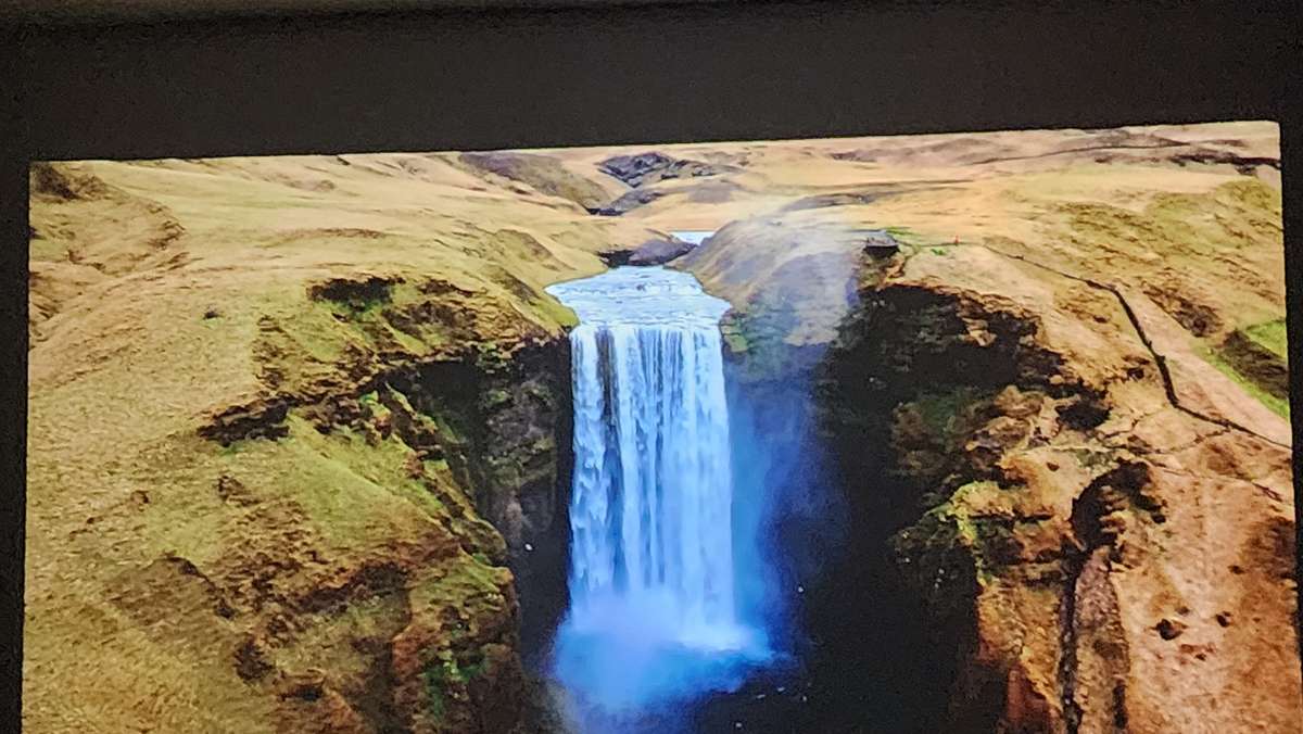 Acer PD523 XGA DLP Projector (2400 Lumens)