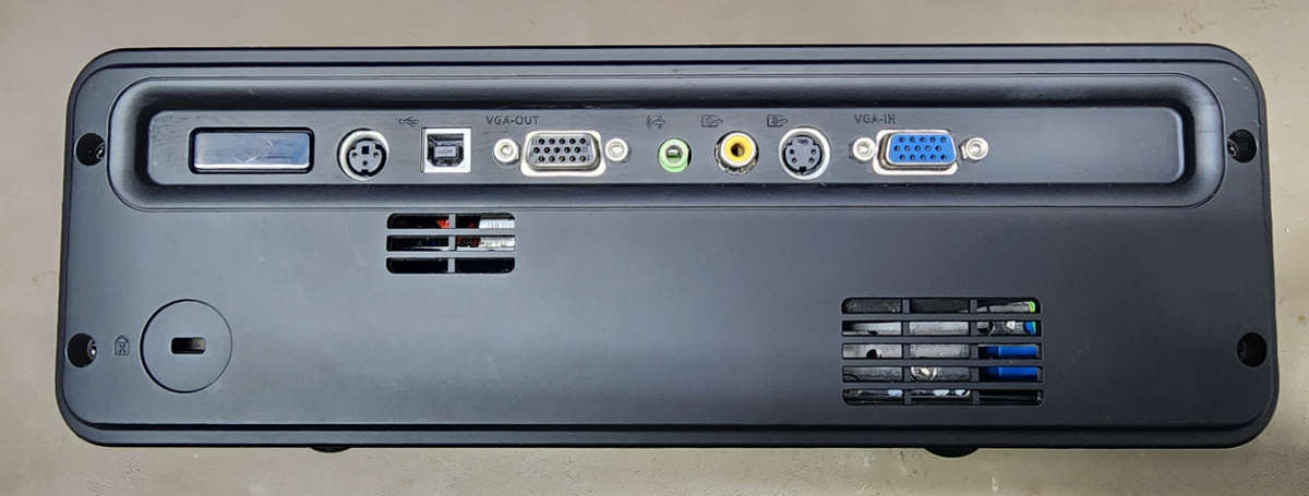 Acer PD523 XGA DLP Projector (2400 Lumens)