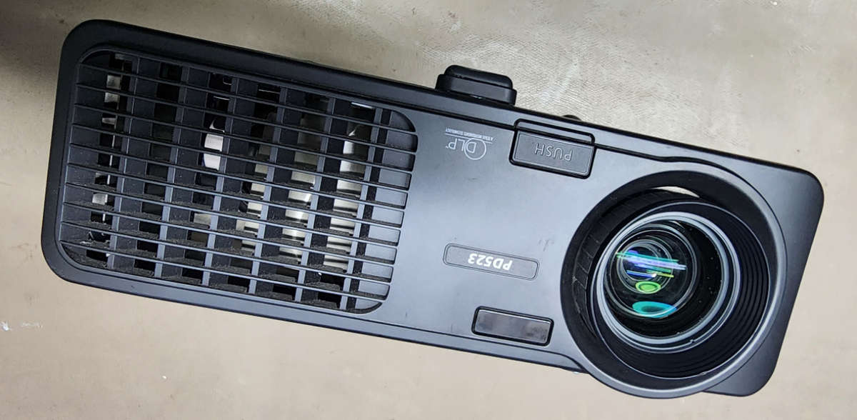 Acer PD523 XGA DLP Projector (2400 Lumens)