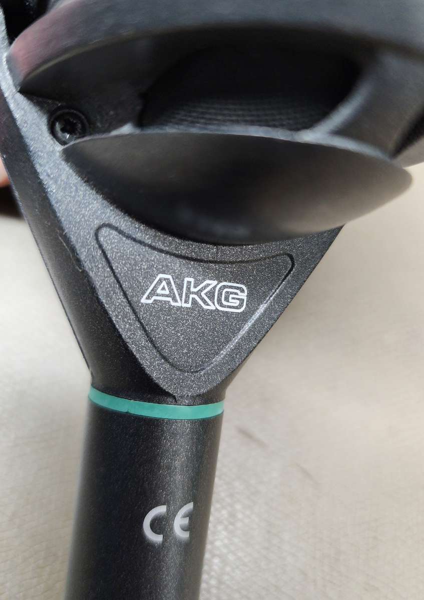AKG Drum Kit Microphone Set : 1 x D112 & 5 X C418 (Secondhand)