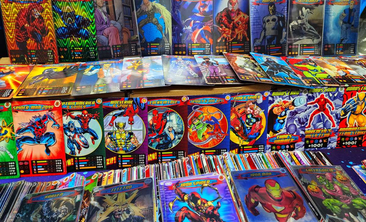 Spider-Man Heroes & Villains (2008) -  Huge Collection (Approx. 600 Cards)